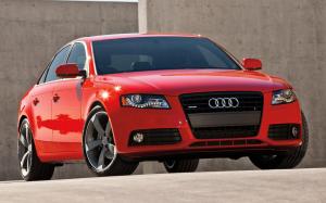 Audi A4 2.0T Quattro Titanium Package Sedan 2011 года (NA)
